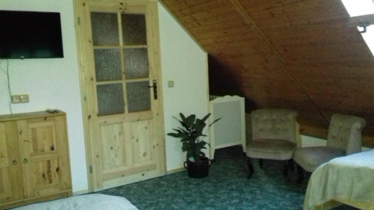 Apartmany Na Hline Тршебонь Екстер'єр фото